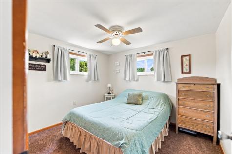 150 Melzina Street Springdale Township PA 15144