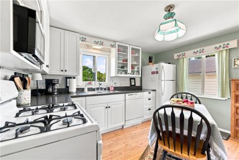 150 Melzina Street Springdale Township PA 15144