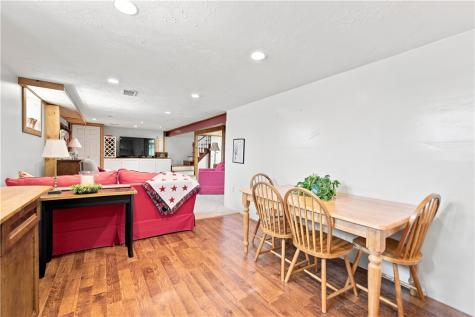 150 Melzina Street Springdale Township PA 15144