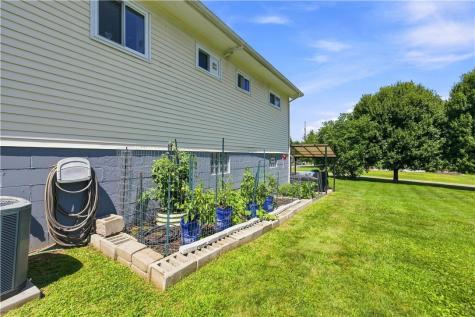 150 Melzina Street Springdale Township PA 15144