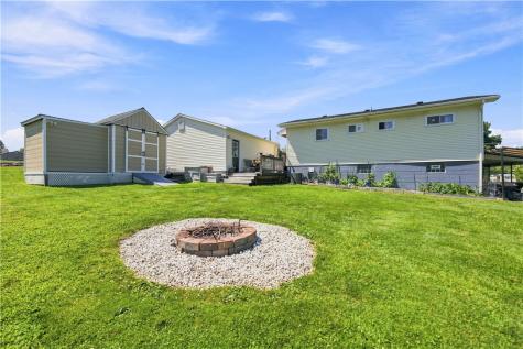 150 Melzina Street Springdale Township PA 15144
