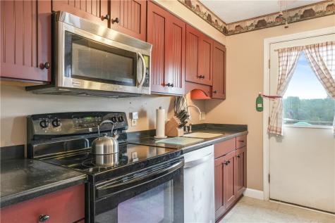 7326 Green Meadow Drive Imperial PA 15126
