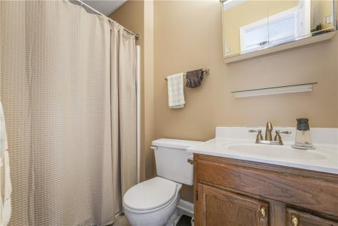 7326 Green Meadow Drive Imperial PA 15126