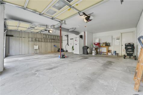 7326 Green Meadow Drive Imperial PA 15126