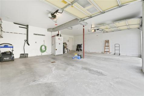 7326 Green Meadow Drive Imperial PA 15126