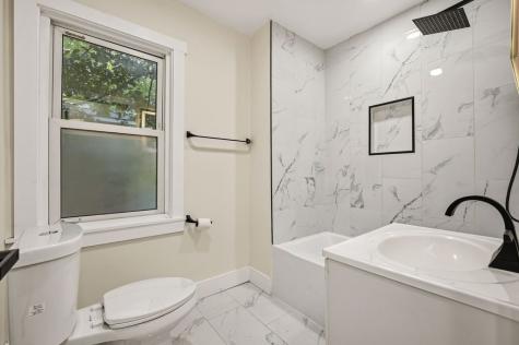 17 Wilkins Forest Hills Boro PA 15221