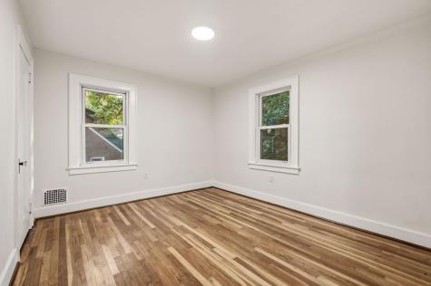 17 Wilkins Forest Hills Boro PA 15221