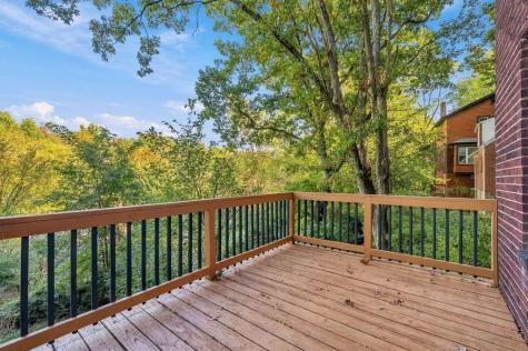17 Wilkins Forest Hills Boro PA 15221