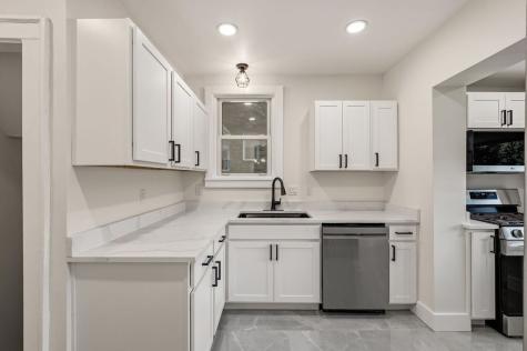 17 Wilkins Forest Hills Boro PA 15221