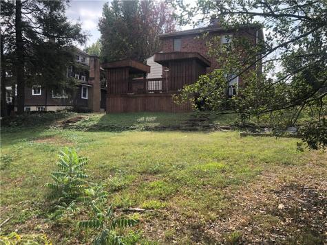 156 Stockton Avenue Uniontown PA 15401