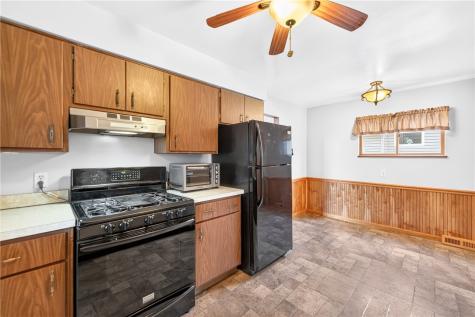 617 10th Avenue New Brighton PA 15066