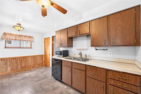 617 10th Avenue New Brighton PA 15066