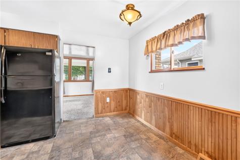617 10th Avenue New Brighton PA 15066