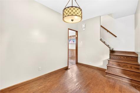 617 10th Avenue New Brighton PA 15066
