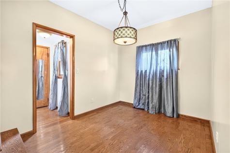 617 10th Avenue New Brighton PA 15066