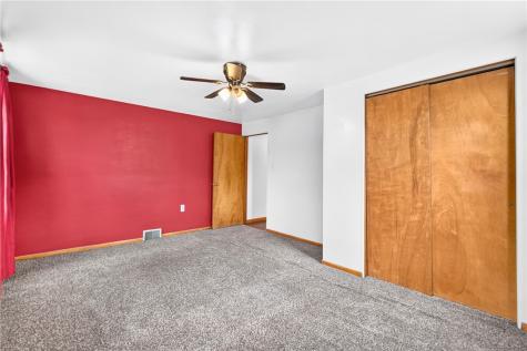 617 10th Avenue New Brighton PA 15066
