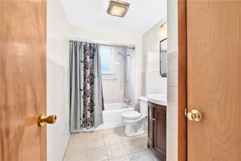 617 10th Avenue New Brighton PA 15066