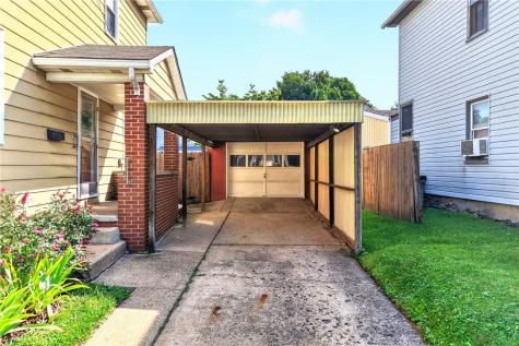 617 10th Avenue New Brighton PA 15066
