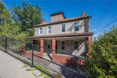 1599 Fallowfield Avenue Beechview PA 15216