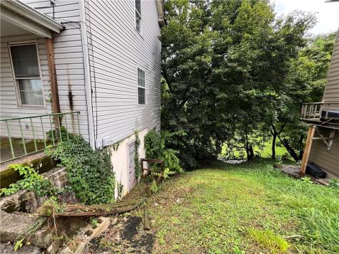 622 Trump Avenue Connellsville PA 15425