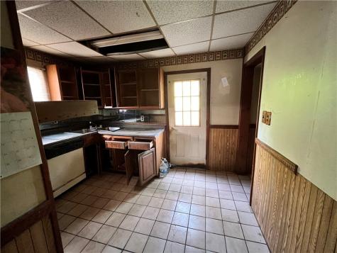 622 Trump Avenue Connellsville PA 15425
