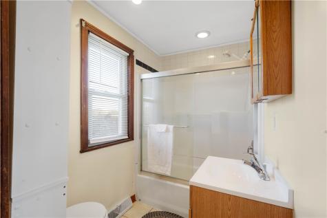 275 Hallam Road Amwell PA 15301