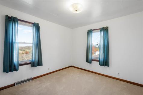 275 Hallam Road Amwell PA 15301