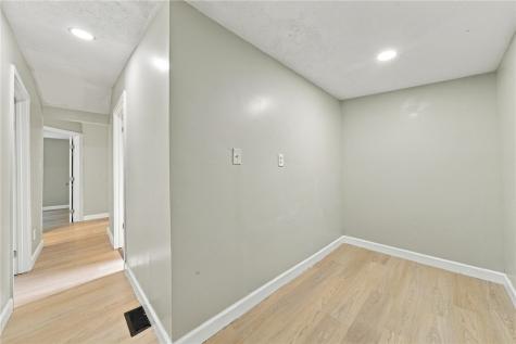 10 Euclid Port Marion PA 15474