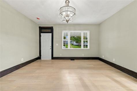 10 Euclid Port Marion PA 15474