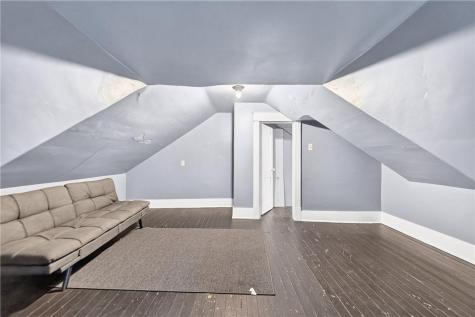 609 Pine Street Ambridge PA 15003