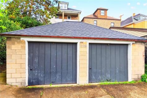 609 Pine Street Ambridge PA 15003