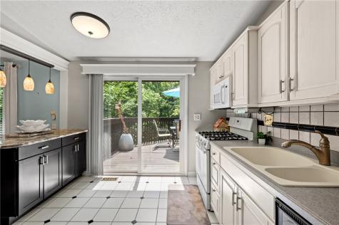 467 Hunting Creek Road North Strabane PA 15317