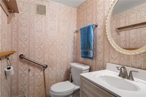 467 Hunting Creek Road North Strabane PA 15317