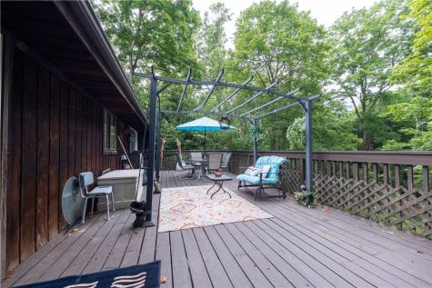 467 Hunting Creek Road North Strabane PA 15317
