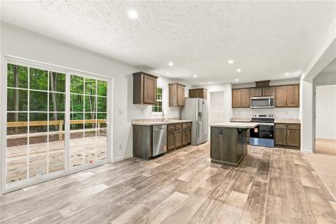 3015 Oak Ridge Lane Saltlick Township PA 15622