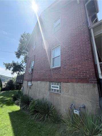 550 Maple Street E Pittsburgh PA 15112