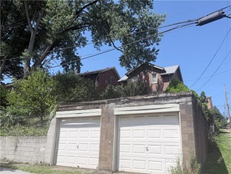 550 Maple Street E Pittsburgh PA 15112