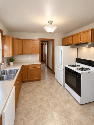 550 Maple Street E Pittsburgh PA 15112
