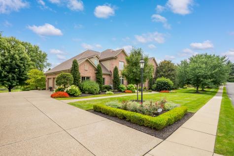 4011 Muirfield Drive Collier Township PA 15142