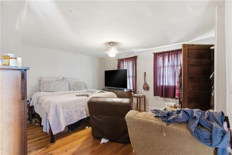1 Elm Lane Etna PA 15223