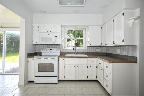 910 Elmwood Street Port Vue PA 15133