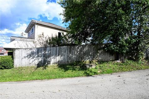 910 Elmwood Street Port Vue PA 15133