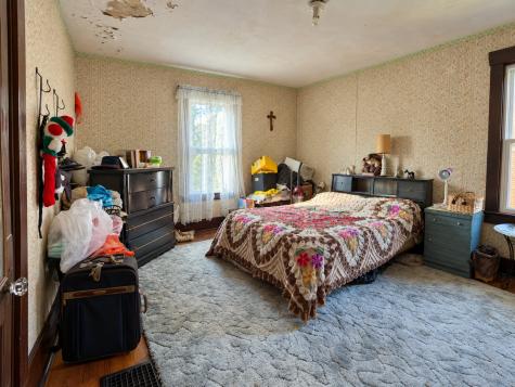 97 Fountain Street Crafton PA 15205
