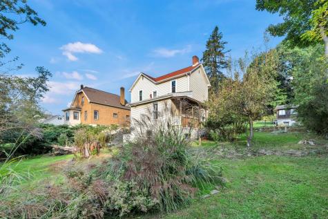 97 Fountain Street Crafton PA 15205