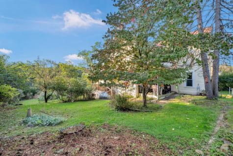 97 Fountain Street Crafton PA 15205