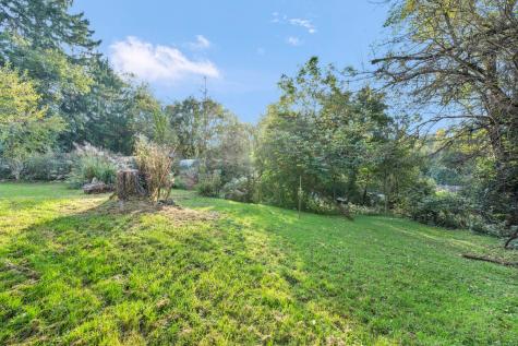 97 Fountain Street Crafton PA 15205