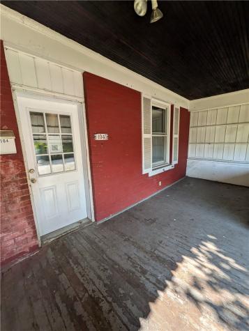 104 Fulton Place Mt Oliver PA 15210