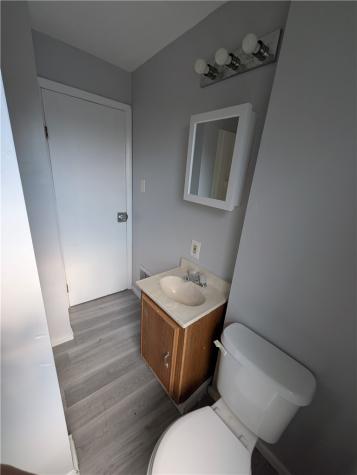 104 Fulton Place Mt Oliver PA 15210