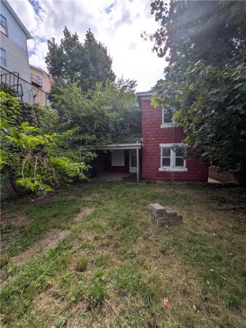 104 Fulton Place Mt Oliver PA 15210