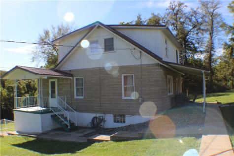 16 Church Street East Bethlehem PA 15438